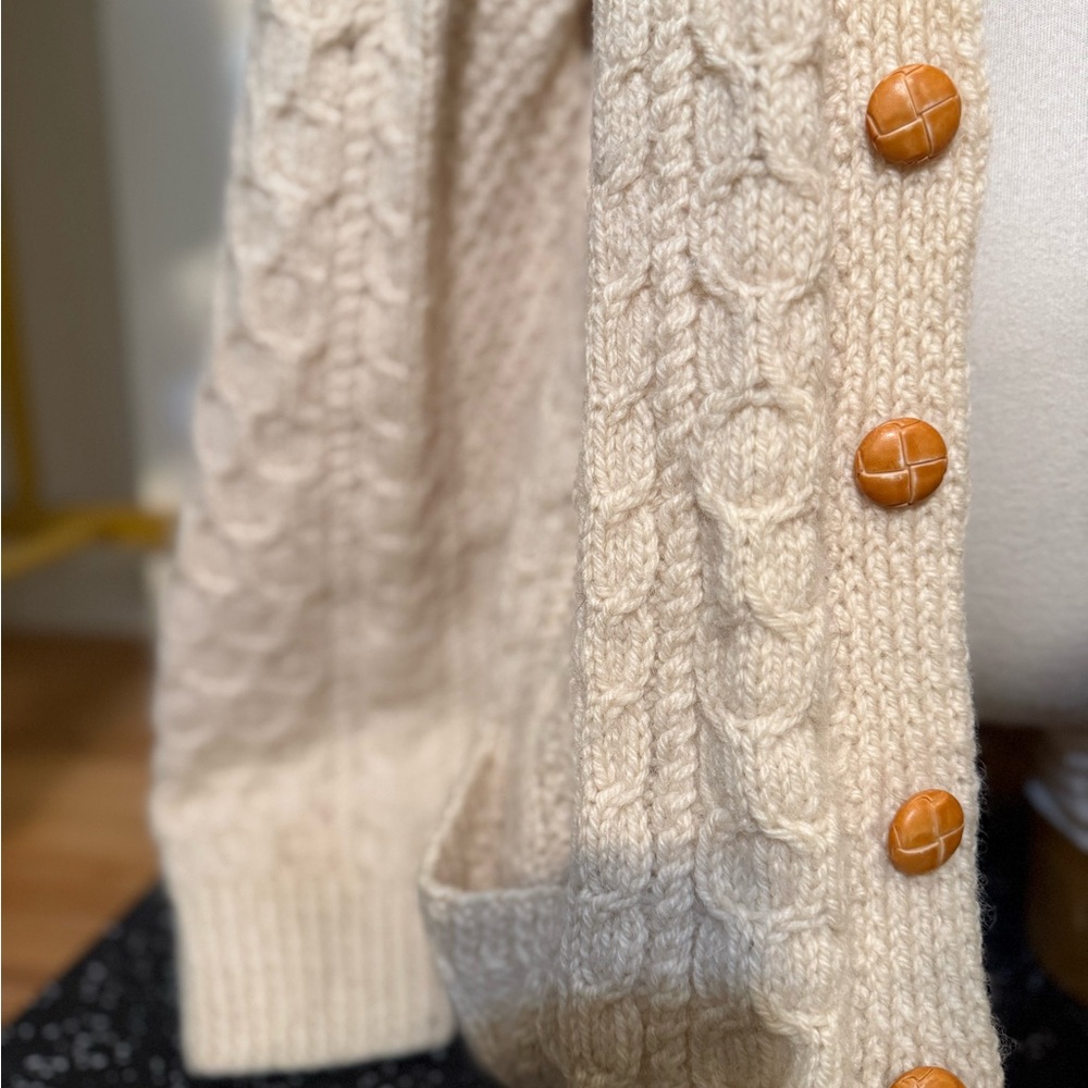 Vintage John Molloy Wool Chunky Cream Cable Knit Cardigan with Oversized Fit - Picture 3 of 12